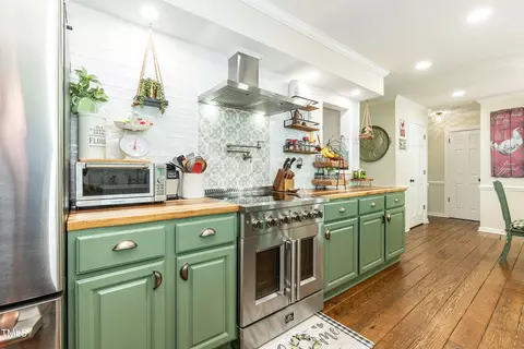 Kitchen - 7216 Rabbit Run, Wake Forest, NC 27587 photo 5 of 9