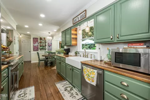 Kitchen - 7216 Rabbit Run, Wake Forest, NC 27587 photo 4 of 9