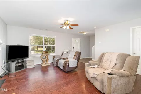 6 Ocean Ct, Durham, NC 27704 photo 5