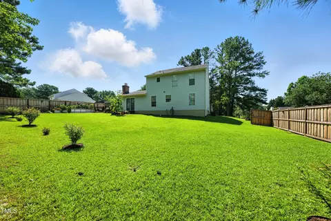 Exterior - 1 Saturn Ct, Durham, NC 27703 photo 7 of 9