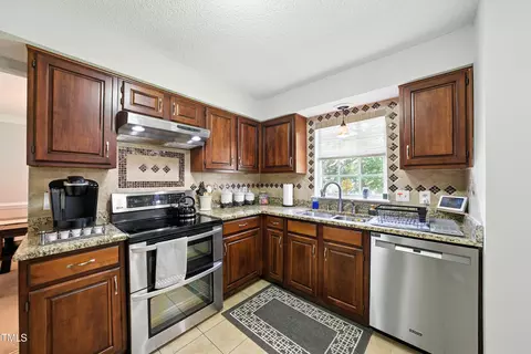 Kitchen - 1 Saturn Ct, Durham, NC 27703 photo 1 of 3
