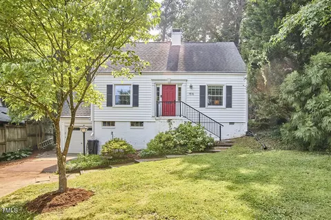 1516 Edgevale Rd, Durham, NC 27701