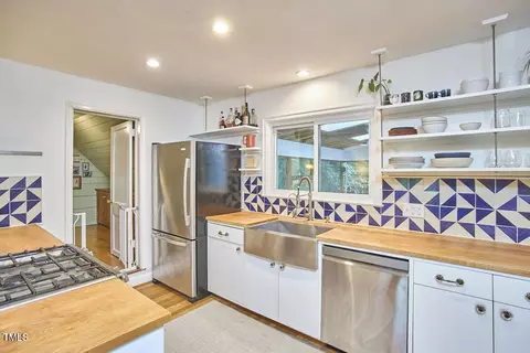 1516 Edgevale Rd, Durham, NC 27701 photo 13