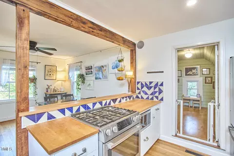 1516 Edgevale Rd, Durham, NC 27701 photo 15