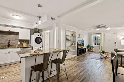 7002 Longstreet Dr UNIT C, Raleigh, NC 27615