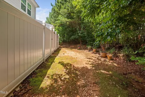 Exterior - 809 Davidson Point Rd, Cary, NC 27513 photo 10 of 13