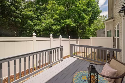 Exterior - 809 Davidson Point Rd, Cary, NC 27513 photo 4 of 13