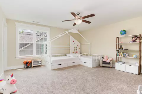 Bedroom - 6 Tulip Tree Ct, Durham, NC 27712 photo 3 of 5