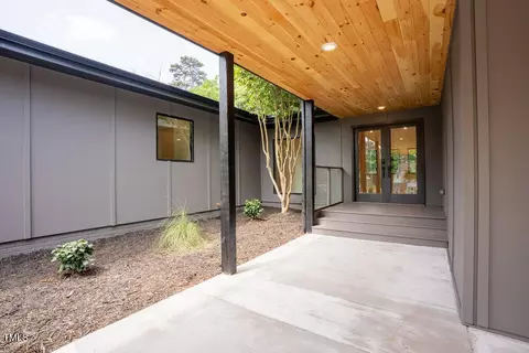 2129 Ridge Rd, Raleigh, NC 27607 photo 5