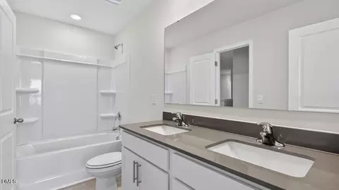 212 Calebs Corner Pl, Spring Lake, NC 28390 photo 11