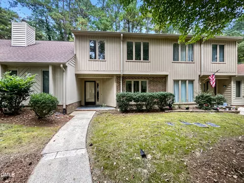 104 Mossbark Ln, Chapel Hill, NC 27514
