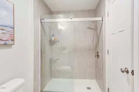 Bath - 2014 Athens Ave, Durham, NC 27707 photo 2 of 4