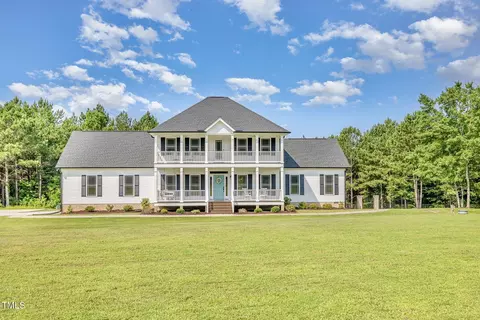 407 Kadir Womble Dr, New Hill, NC 27562