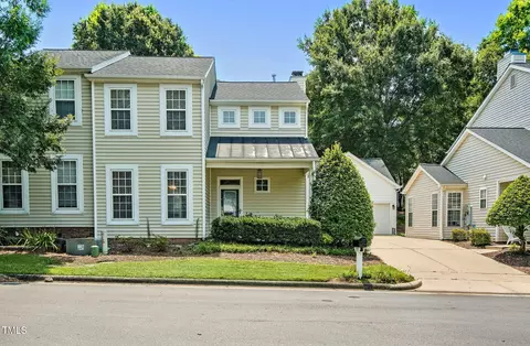 2000 Silky Dogwood Trail Trl, Apex, NC 27502
