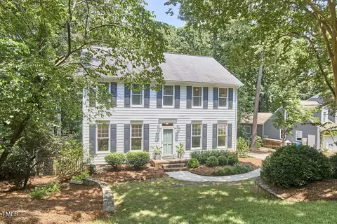 18 Clearwater Dr, Durham, NC 27707