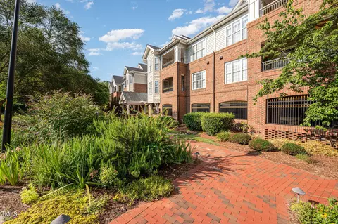 3701 Baron Cooper Pass #303, Raleigh, NC 27612