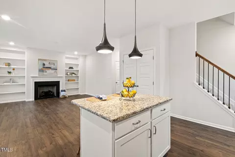 553 Sturgeon St, Smithfield, NC 27577 photo 9