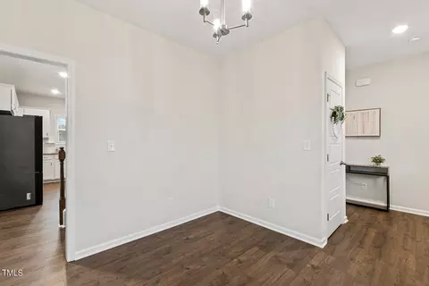 553 Sturgeon St, Smithfield, NC 27577 photo 6