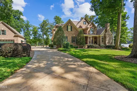 7205 Osprey Ln, Elm City, NC 27822