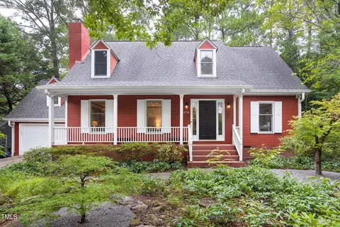 6728 Glen Forrest Dr, Chapel Hill, NC 27517