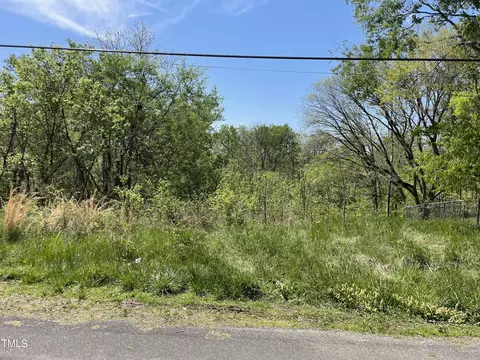 2549 Pinetop Ave, Graham, NC 27253