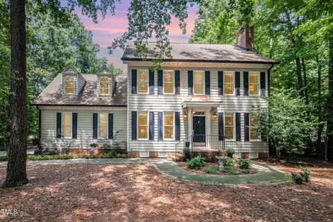 5113 Linksland Dr, Holly Springs, NC 27540