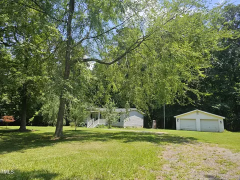 1101 Oak Grove Inn Rd, Selma, NC 27576