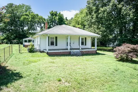 310 Spring St, Durham, NC 27703 photo 9