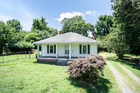 310 Spring St, Durham, NC 27703 photo 6