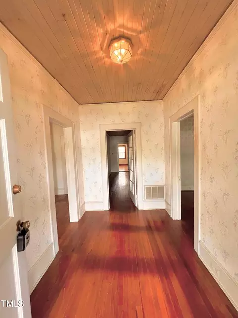 310 Spring St, Durham, NC 27703 photo 23