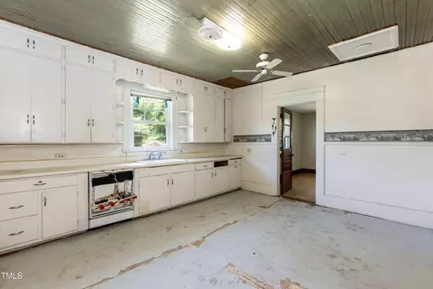 310 Spring St, Durham, NC 27703 photo 40