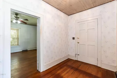 310 Spring St, Durham, NC 27703 photo 28