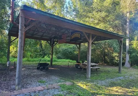 10505 Ruth Vinson Rd, Autryville, NC 28318