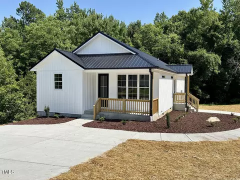 205 Gentry St, Roxboro, NC 27573