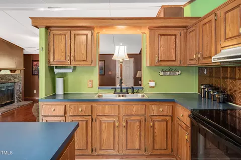 Kitchen - 1007 Windward Hill Ct, Middlesex, NC 27557 photo 3 of 3