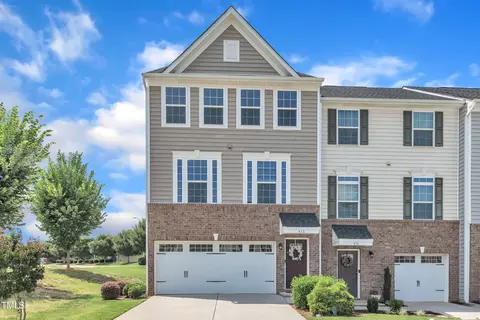 416 Amber Acorn Ave, Raleigh, NC 27603