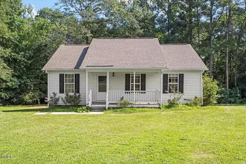 158 Red Oak Dr, Smithfield, NC 27577