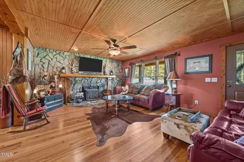 584 Mann Rd, Coats, NC 27521 photo 9