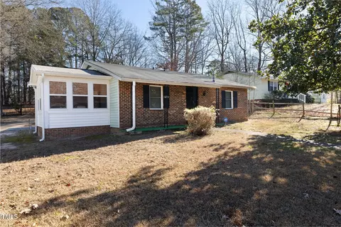 2801 Quince Dr, Raleigh, NC 27610