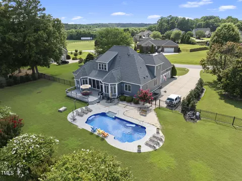 2009 Rockwall Farms Ln, Fuquay Varina, NC 27526