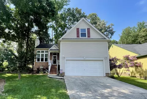 700 Beddingfield Dr, Knightdale, NC 27545