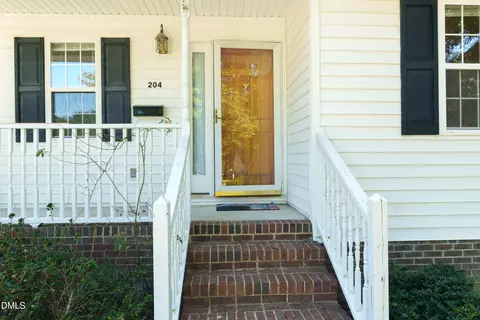 204 Southland Dr, Zebulon, NC 27597