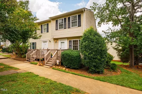 Exterior - 7 Georgetown Ct, Durham, NC 27705 photo 1 of 3