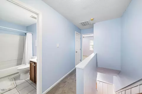 Entry Way - 7 Georgetown Ct, Durham, NC 27705 photo 4 of 5