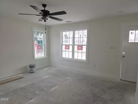 Living - 307 E Holmes St, Benson, NC 27504 photo 2 of 2