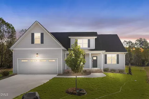50 Uptown Ct, Zebulon, NC 27597