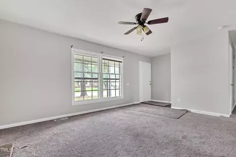 1220 Blarney Ct, Raleigh, NC 27610