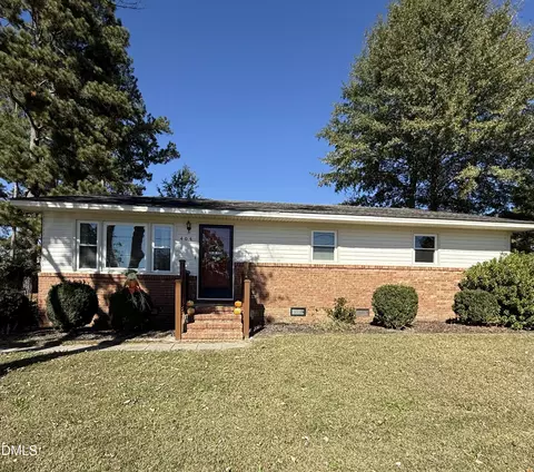 404 W A St, Erwin, NC 28339