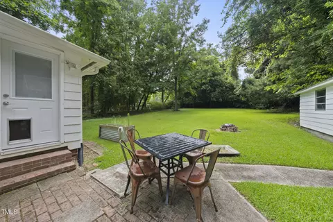 Exterior - 7 Meadowbrook Ave, Durham, NC 27712 photo 2 of 11