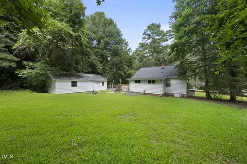 Exterior - 7 Meadowbrook Ave, Durham, NC 27712 photo 6 of 11
